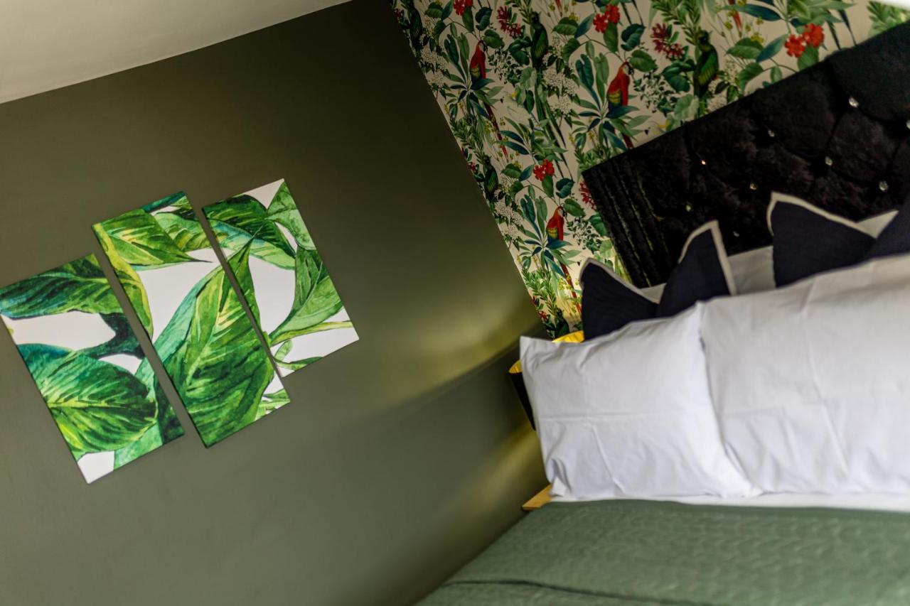 Comfy-Stays Deganwy Llandudno Exterior photo