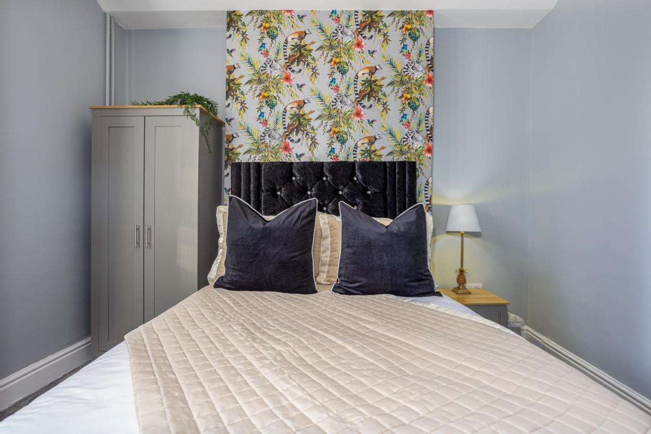 Comfy-Stays Deganwy Llandudno Exterior photo