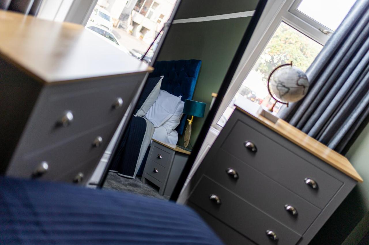 Comfy-Stays Deganwy Llandudno Exterior photo