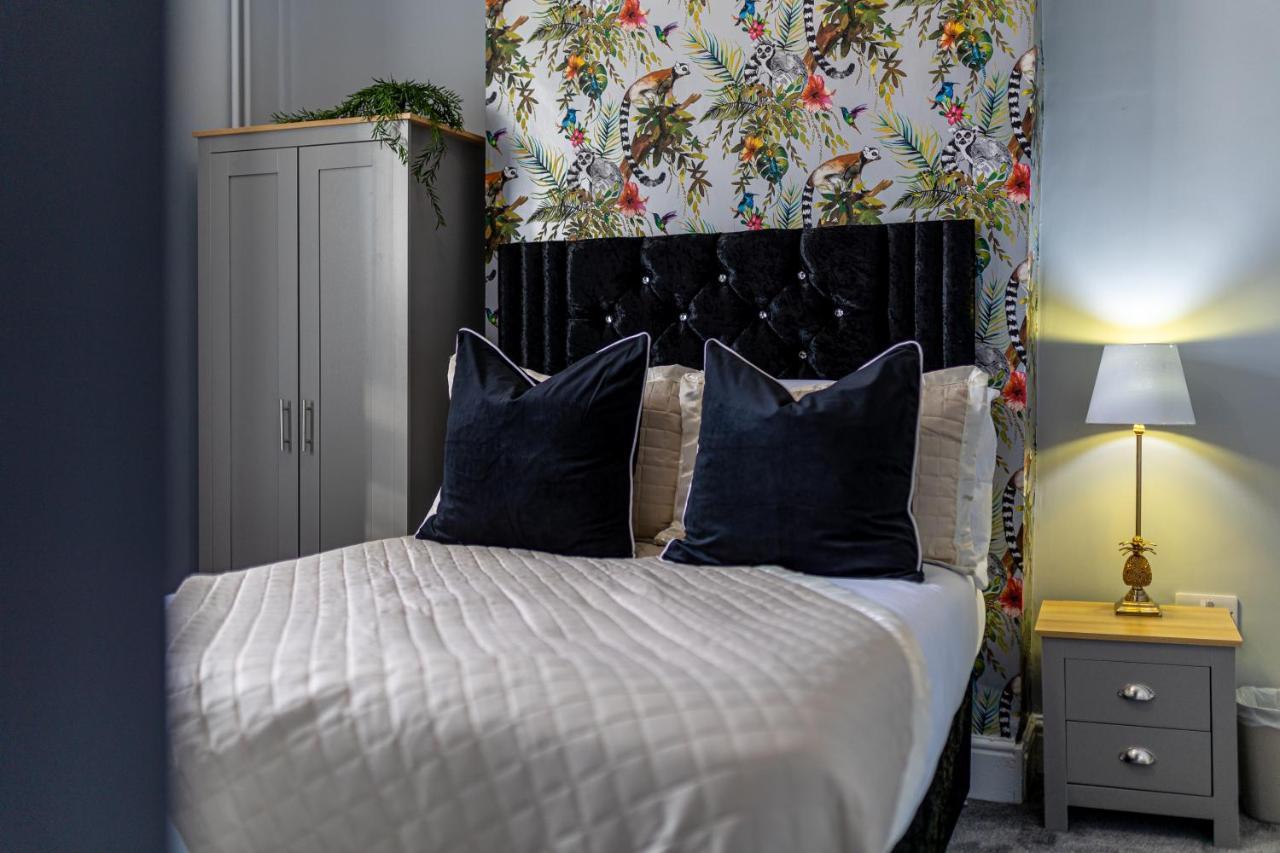 Comfy-Stays Deganwy Llandudno Exterior photo